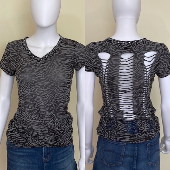 Trendy Trends Blk/Grey Animal Print Back Laser Cut Tee. Size M. P/66/A1523 - Picture 1 of 6